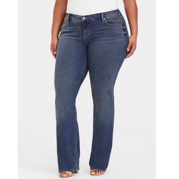 Torrid Blue Relaxed Boot Vintage Stretch Mid-Rise Jeans Size‎ 14 - Picture 1 of 9